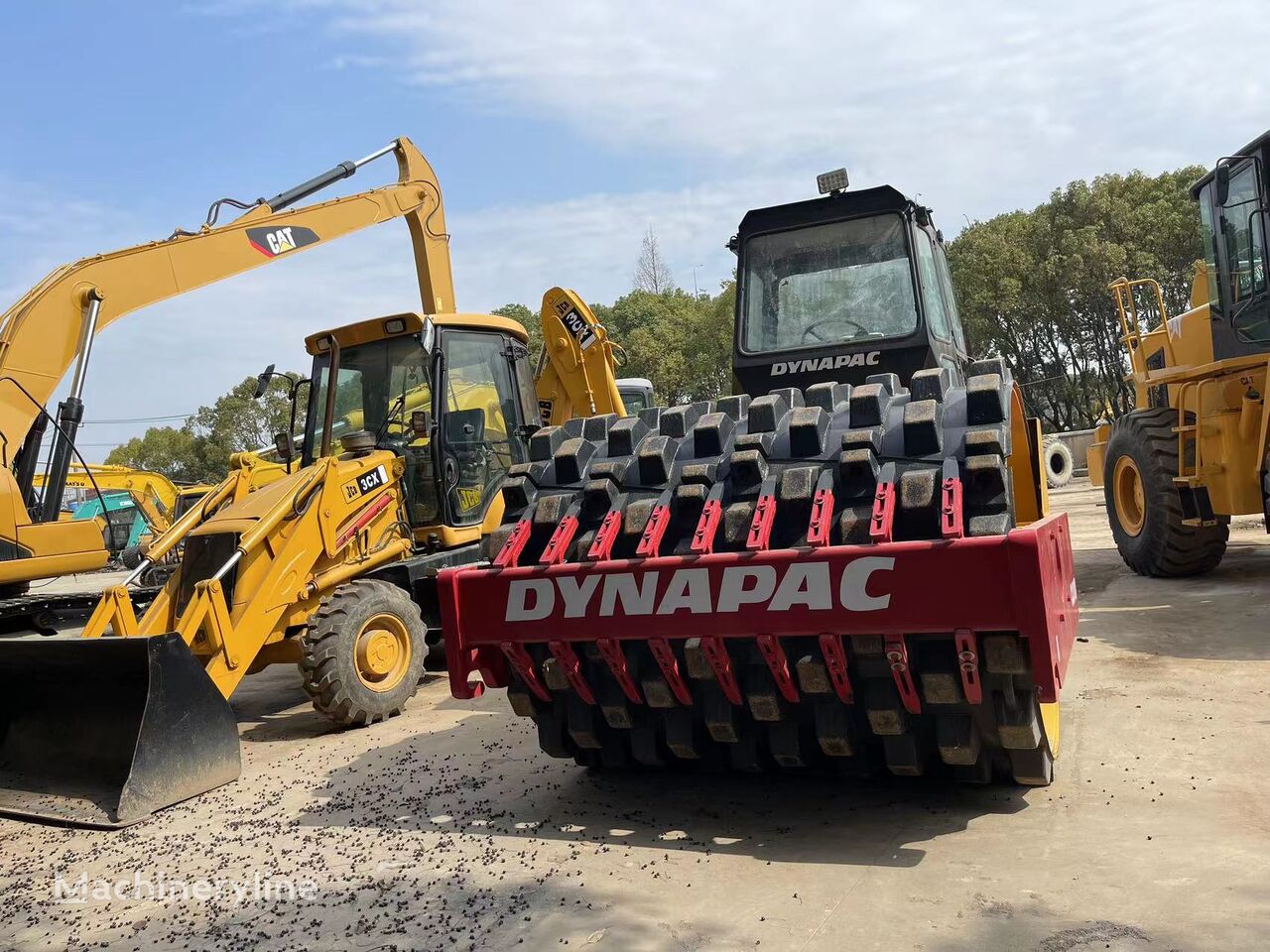Dynapac CA301D WITH SHEEP PAD grondwals