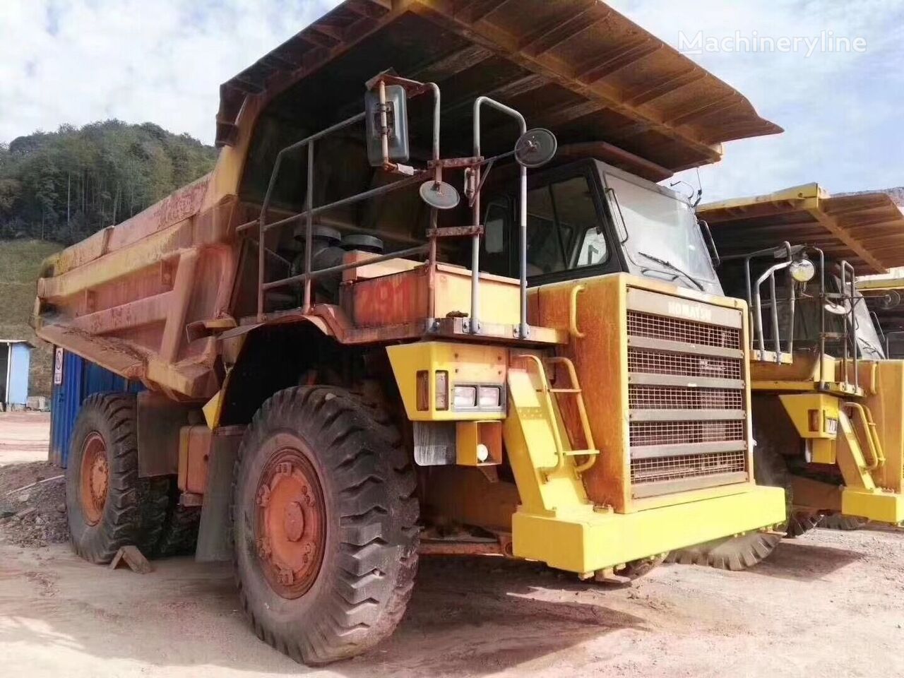 tombereau rigide Komatsu HD465 komatsu truck mining