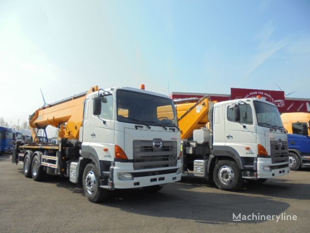 camion nacelle Hino 700 6X4 2IN STOCK