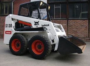 mini-chargeuse Bobcat S130