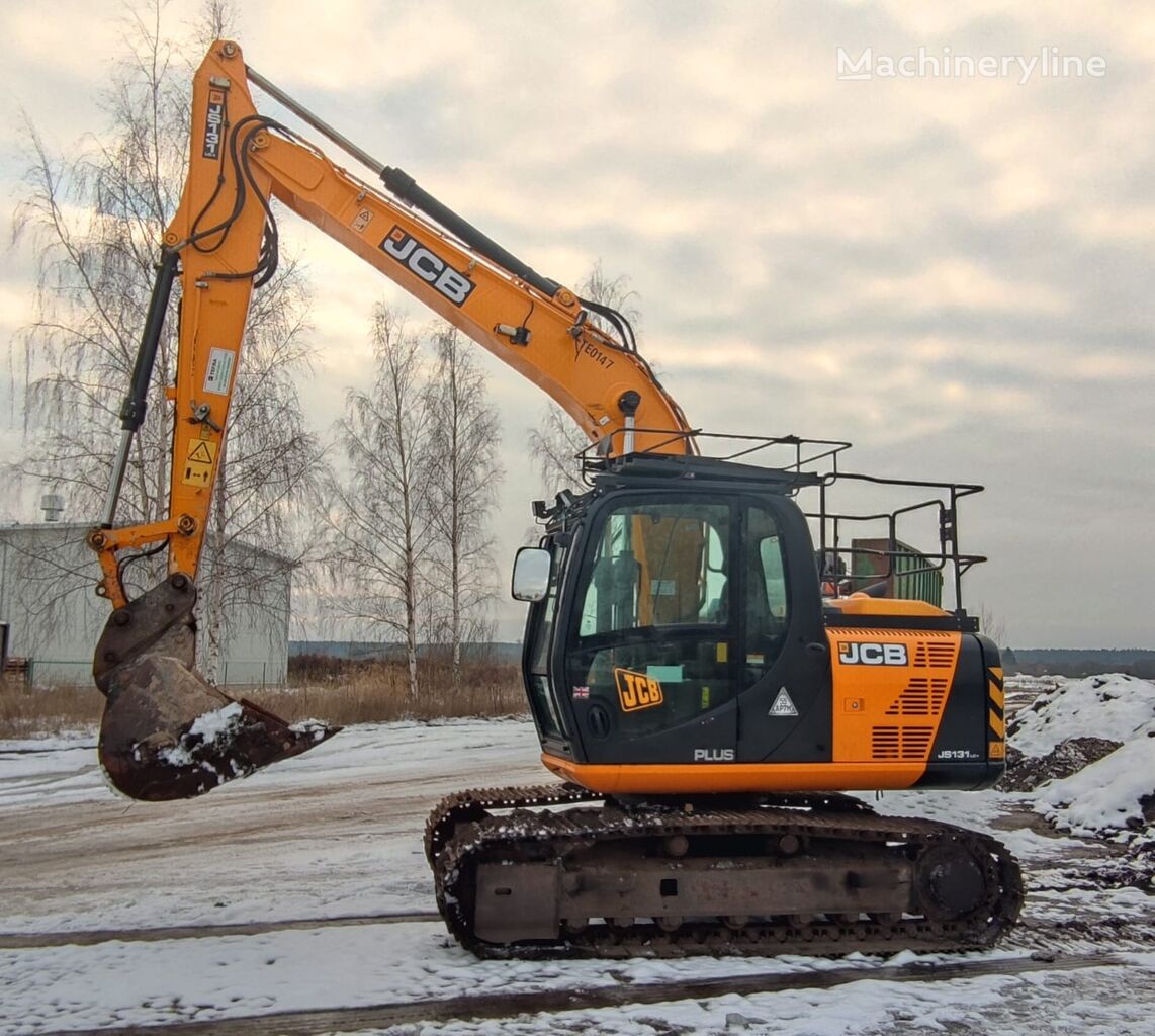 pelle sur chenilles JCB 131