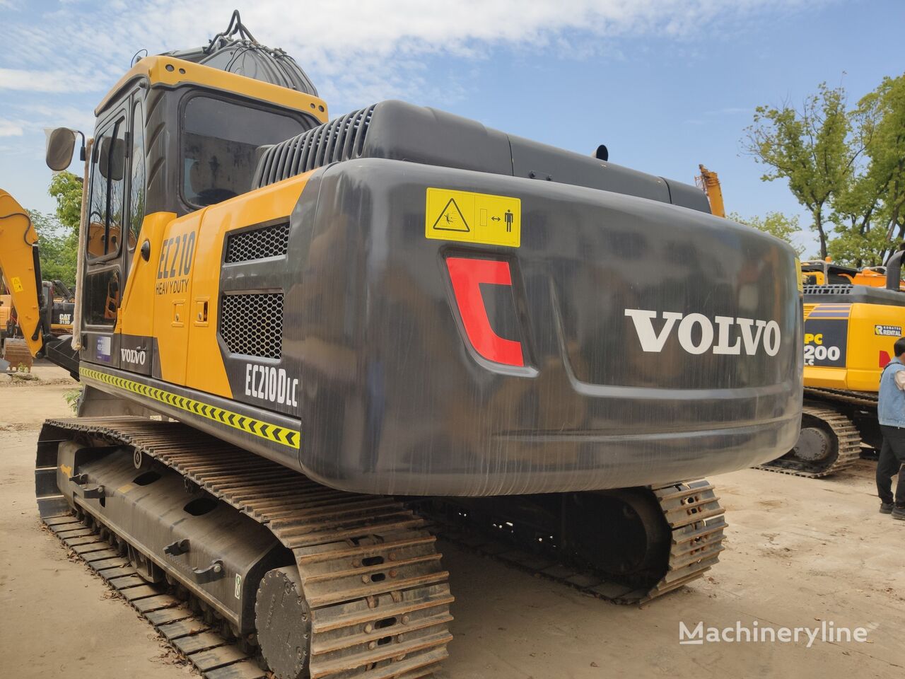 pelle sur chenilles Volvo VOLVO 210DLC Excavator in New Condition
