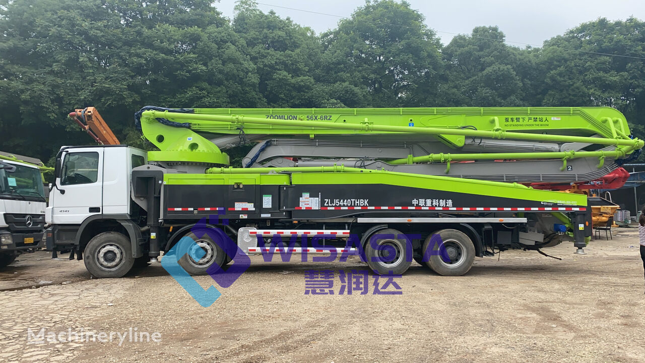 pompe à béton Zoomlion ZLJ5440THBK  sur châssis Mercedes-Benz Actros 4141