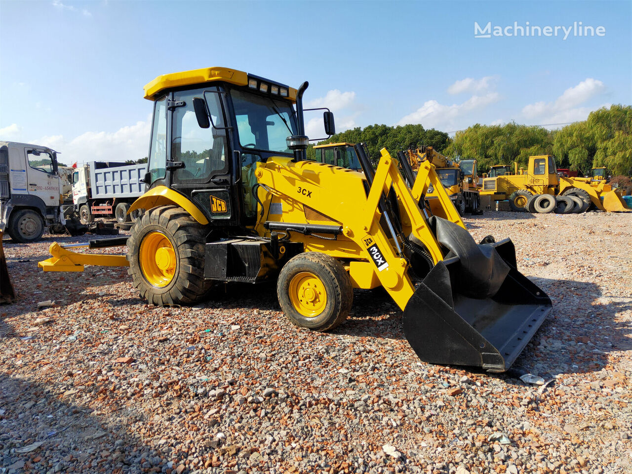 tractopelle JCB 3CX