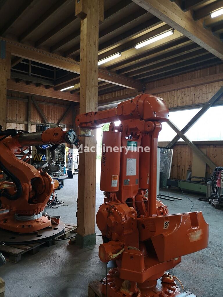 robot industriel ABB IRB 6400RF S4C+ M2000