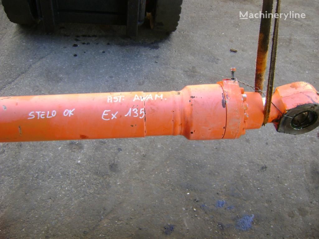 vérin hydraulique pour excavateur FIAT Kobelco Ex 135