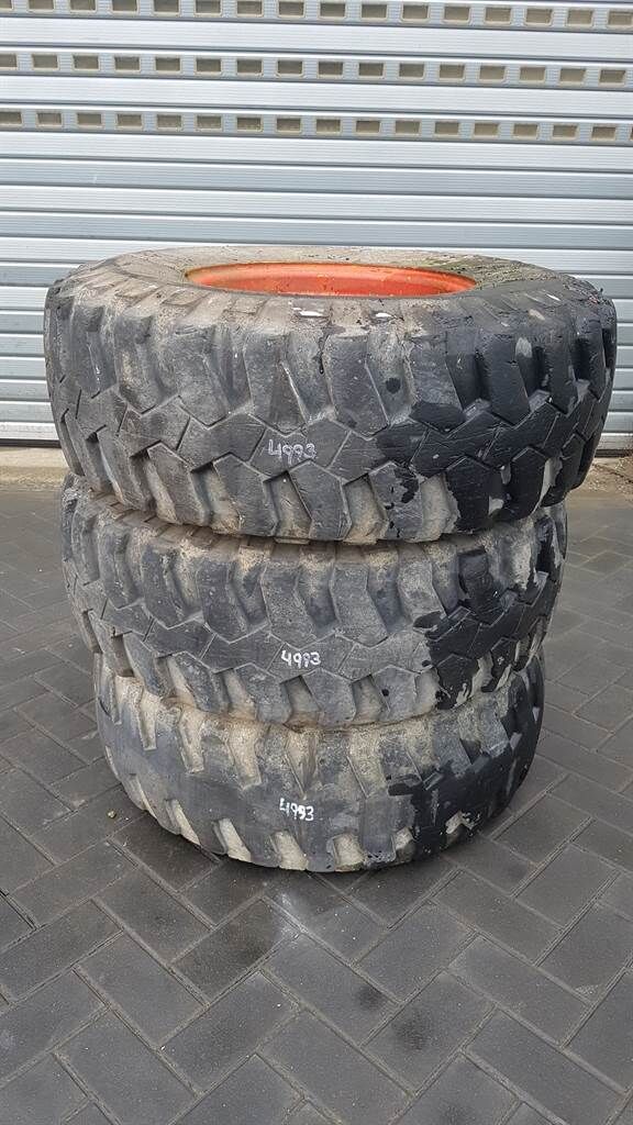 Michelin 335/80R18 (12.5R18) - Tyre/Reifen/Band wiel